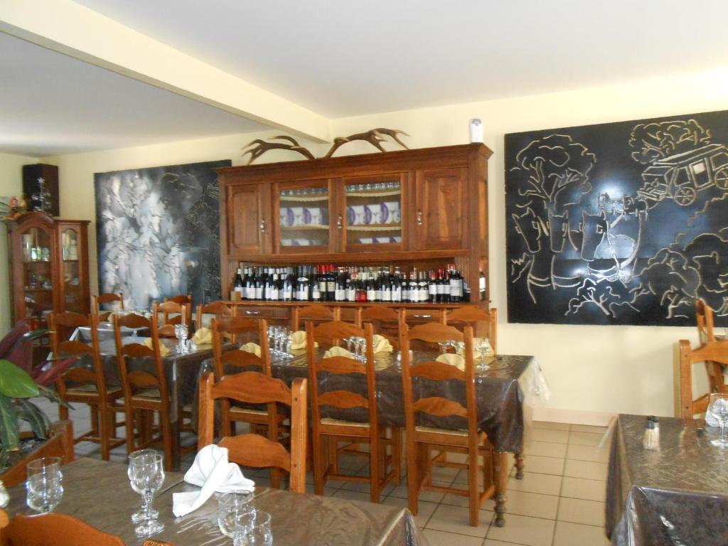 La Vieille Auberge Saint-Privat-d'Allier Exterior photo