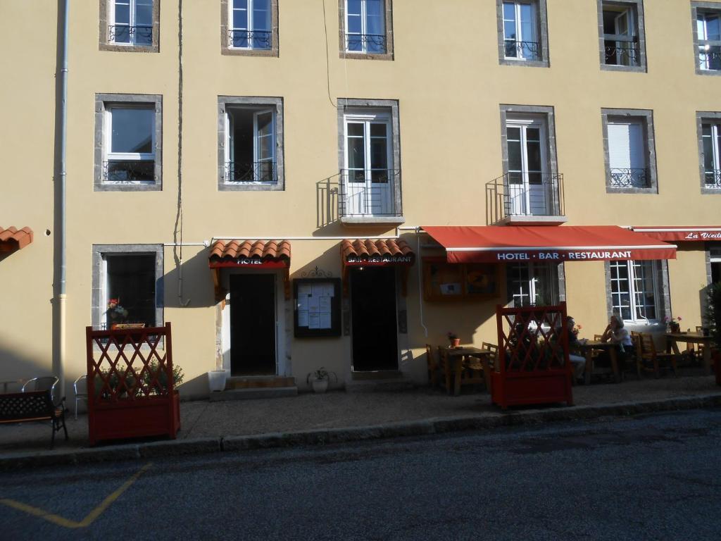 La Vieille Auberge Saint-Privat-d'Allier Exterior photo